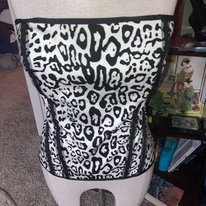 🐆WHBM Strapless Leopard Bustier Top🐆